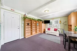 39 Church St, Central Islip, NY 11722 - Photo 12