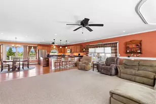 10415 Oregon Rd, Cutchogue, NY 11935 - Photo 14