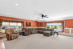 10415 Oregon Rd, Cutchogue, NY 11935 - Photo 4