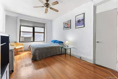 880 West 181st Street #6G, New York, NY 10033 - Photo 2