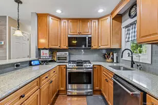 75 Hale Rd, North Babylon, NY 11703 - Photo 18