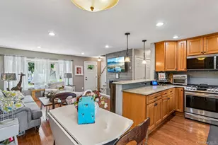 75 Hale Rd, North Babylon, NY 11703 - Photo 14