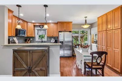 75 Hale Road, North Babylon, NY 11703 - Photo 16
