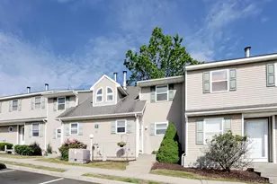 99 Boniface Dr, Pine Bush, NY 12566 - Photo 2