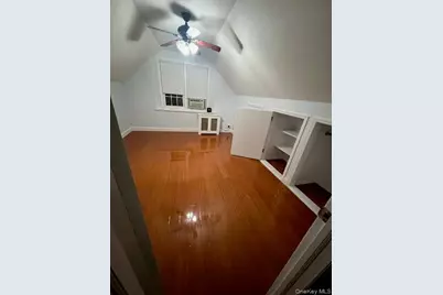 8252 257th Street, Glen Oaks, NY 11004 - Photo 4