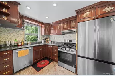 151-23 12th Road, Whitestone, NY 11357 - Photo 6