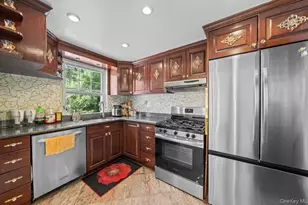 151-23 12th Rd, Whitestone, NY 11357 - Photo 6