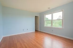 300 S Snedecor Ave, Bayport, NY 11705 - Photo 14