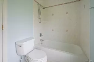 300 S Snedecor Ave, Bayport, NY 11705 - Photo 16