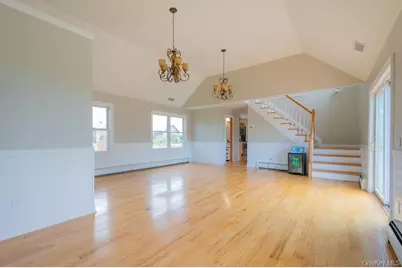 300 S Snedecor Avenue, Bayport, NY 11705 - Photo 6