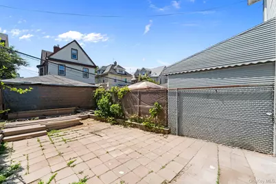 1658 Brooklyn Avenue, Brooklyn, NY 11210 - Photo 12