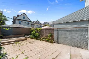 1658 Brooklyn Ave, Brooklyn, NY 11210 - Photo 12
