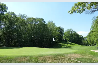 225 Skyline Drive, Coram, NY 11727 - Photo 16