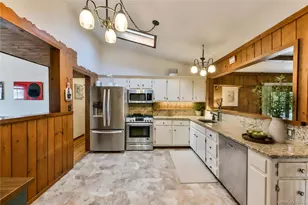 28 Dartmouth Dr, Smithtown, NY 11787 - Photo 8
