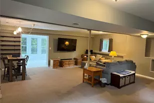 63 Chaucer St, Hartsdale, NY 10530 - Photo 16