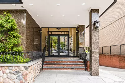 134-54 Maple Avenue #4H, Flushing, NY 11355 - Photo 2