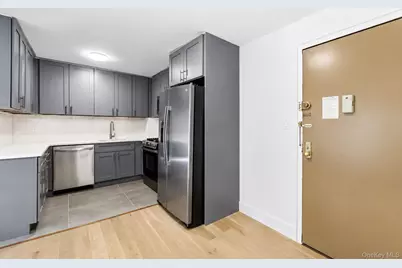 134-54 Maple Avenue #4H, Flushing, NY 11355 - Photo 8