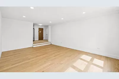 134-54 Maple Avenue #4H, Flushing, NY 11355 - Photo 6