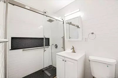 134-54 Maple Avenue #4H, Flushing, NY 11355 - Photo 16
