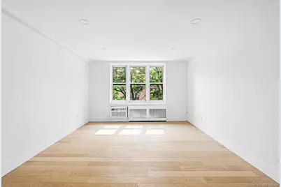 134-54 Maple Avenue #4H, Flushing, NY 11355 - Photo 4