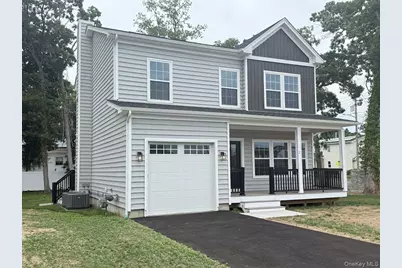2 Gail Grace Court, Copiague, NY 11726 - Photo 2