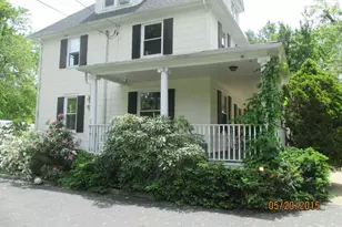 234 Manor Blvd, Pearl River, NY 10965 - Photo 2