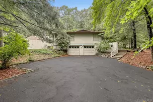 49 Halley Dr, Pomona, NY 10970 - Photo 4