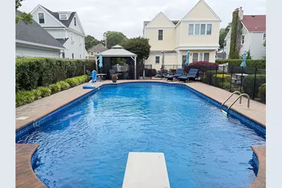 28 Pine Street, Sayville, NY 11782 - Photo 34