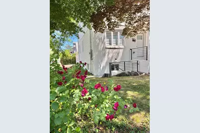 344 Beach 12th Street, Far Rockaway, NY 11691 - Photo 16
