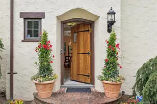 84 Luquer Rd, Manhasset, NY 11030 - Photo 2