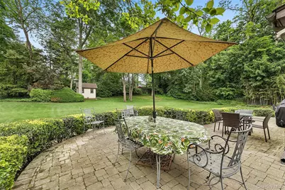 84 Luquer Road, Manhasset, NY 11030 - Photo 22