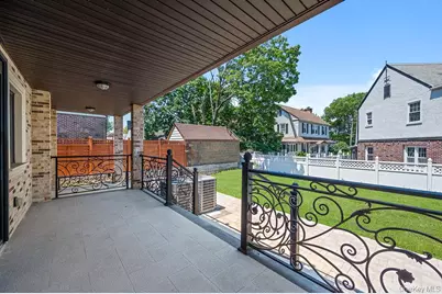 157-51 Rose Avenue, Flushing, NY 11355 - Photo 20