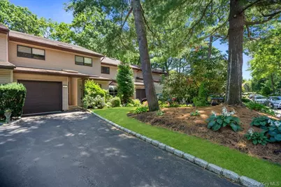 97 Northgate Circle, Melville, NY 11747 - Photo 1