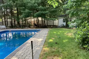 67 Soundview Dr, Port Jefferson, NY 11777 - Photo 6