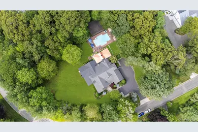 40 Coves Run, Syosset, NY 11791 - Photo 50