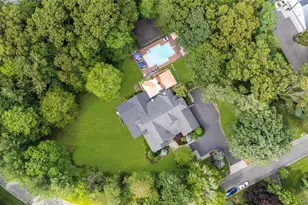 40 Coves Run, Syosset, NY 11791 - Photo 50