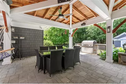 40 Coves Run, Syosset, NY 11791 - Photo 42