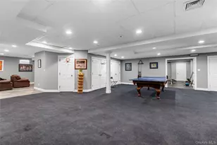 40 Coves Run, Syosset, NY 11791 - Photo 36