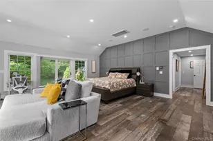 40 Coves Run, Syosset, NY 11791 - Photo 22