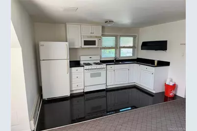 260 Toronto Avenue, Massapequa, NY 11758 - Photo 2