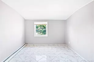 155 27th St, Copiague, NY 11726 - Photo 14