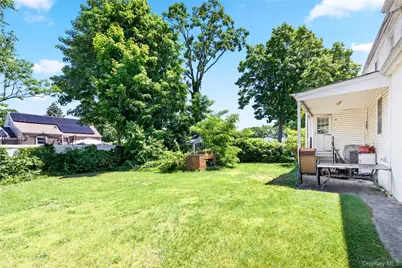 155 27th Street, Copiague, NY 11726 - Photo 18