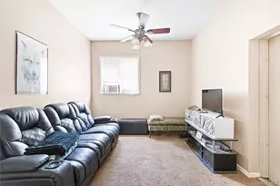 155 27th St, Copiague, NY 11726 - Photo 8