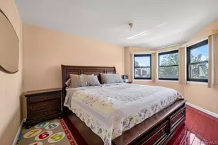 14 Vanderbilt Way, Valley Stream, NY 11581 - Photo 10
