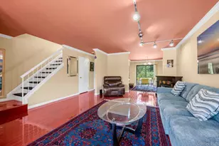 14 Vanderbilt Way, Valley Stream, NY 11581 - Photo 4