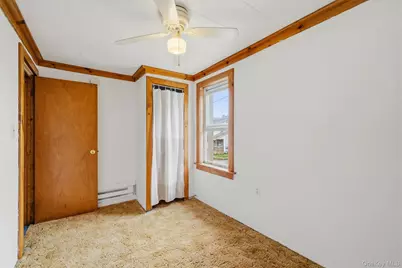 15 Delaware Street, Port Jervis, NY 12771 - Photo 20