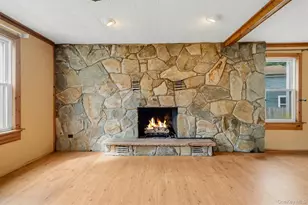 15 Delaware St, Port Jervis, NY 12771 - Photo 4