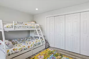 9-15 166th St, Whitestone, NY 11357 - Photo 10