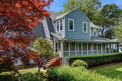 7 Thompson Street, Shoreham, NY 11786 - Photo 4