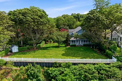 7 Thompson Street, Shoreham, NY 11786 - Photo 36